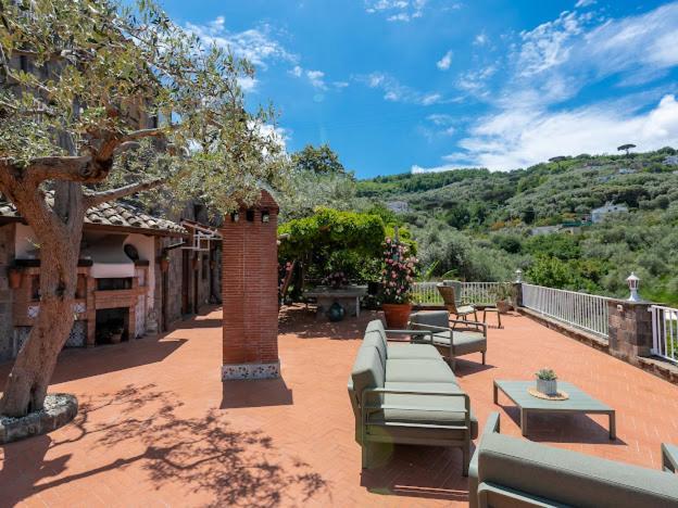 Villa Carolina Sorrento Private Heated Pool And Sea View Bagian luar foto